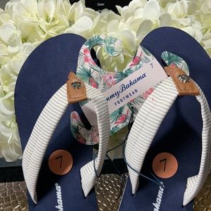 Tommy Bahama size 7 ladies flip flops NWT